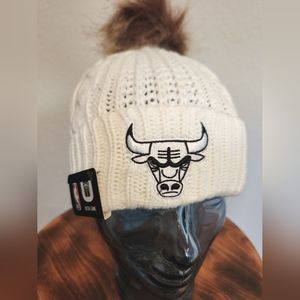 NEW Women's Chicago Bulls NBA Ultra Game Acrylic Beanie